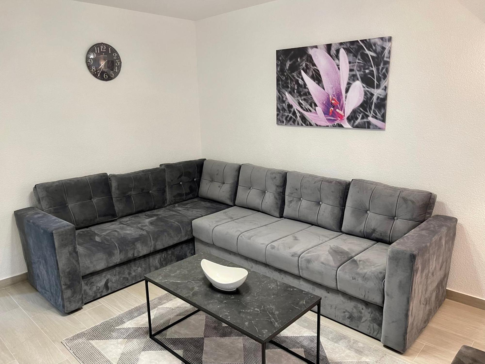 Anet Apartman Visoko Esterno foto