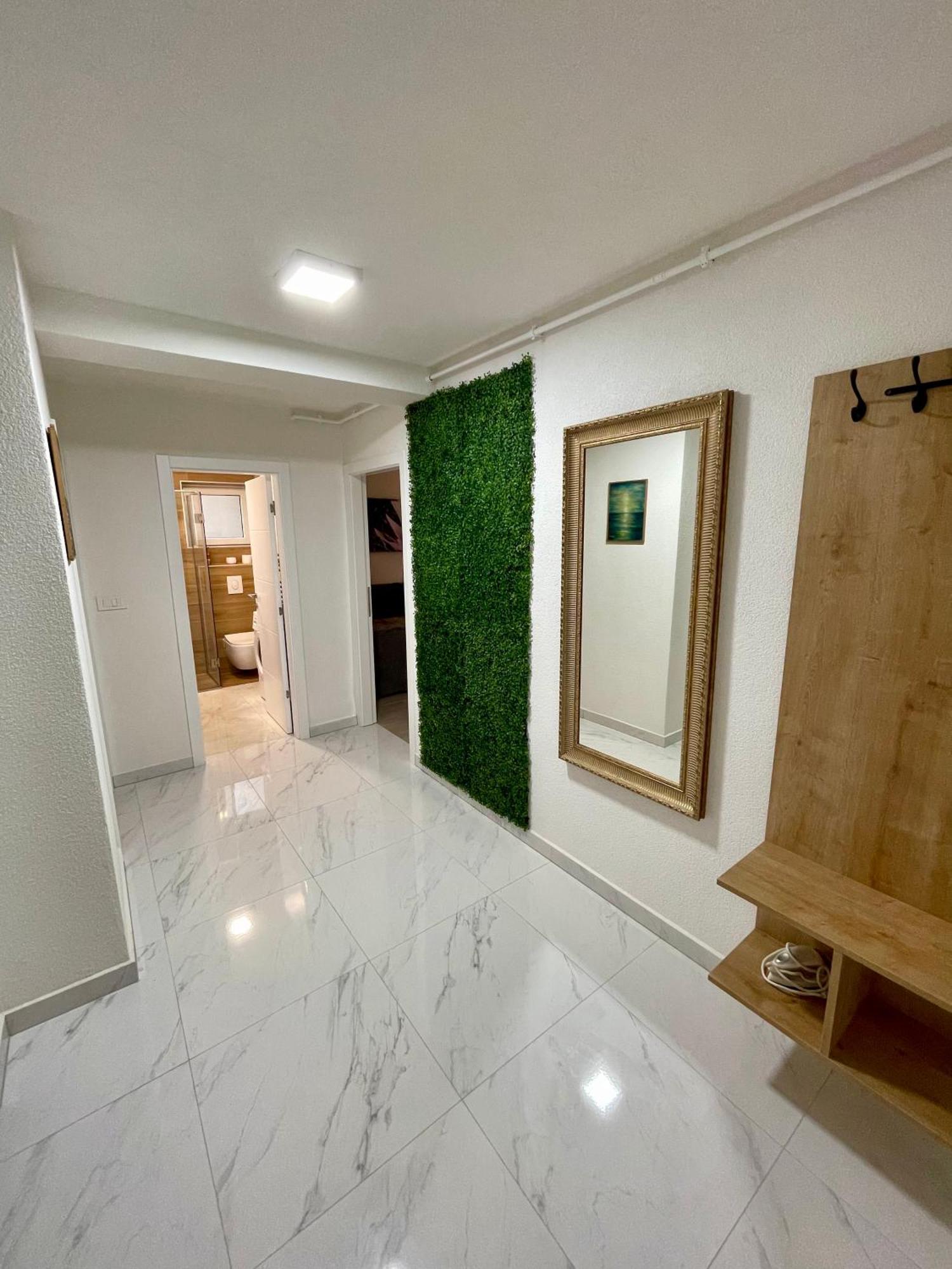 Anet Apartman Visoko Esterno foto
