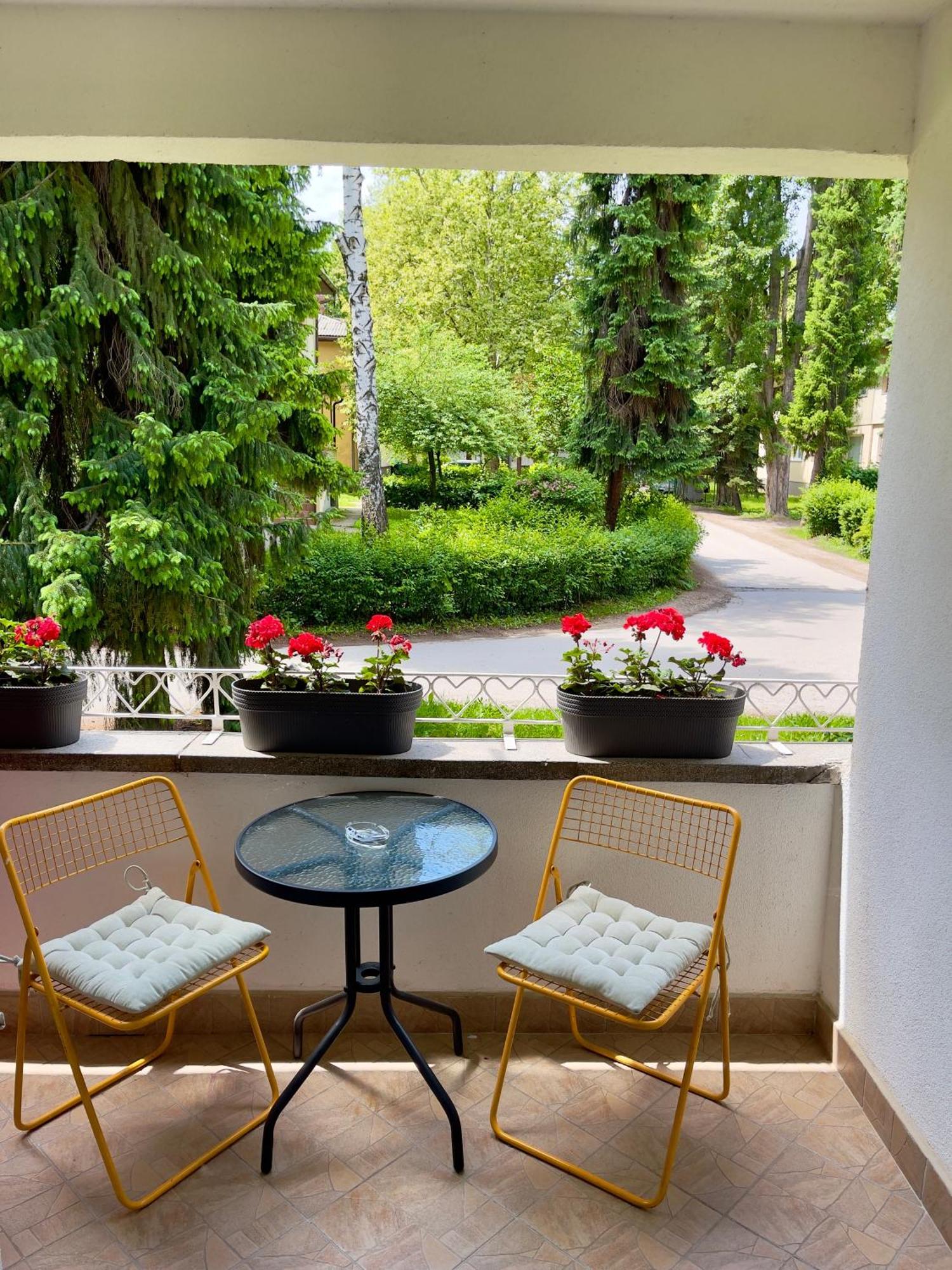 Anet Apartman Visoko Esterno foto